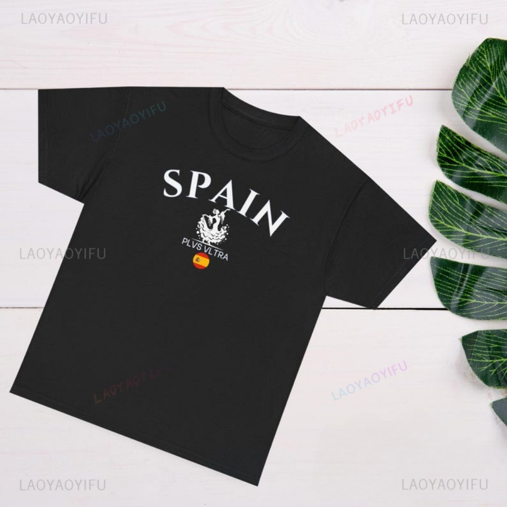 Camiseta con estampado gráfico - Street Fashion In Spain reseña y precio